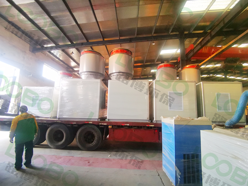 發(fā)貨篇4：焊煙凈化器，助力綠色生產(chǎn)，享受健康無煙焊接環(huán)境